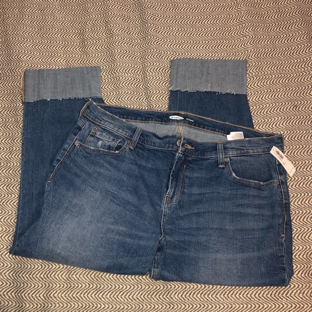 Old Navy Petite Boyfriend Jeans